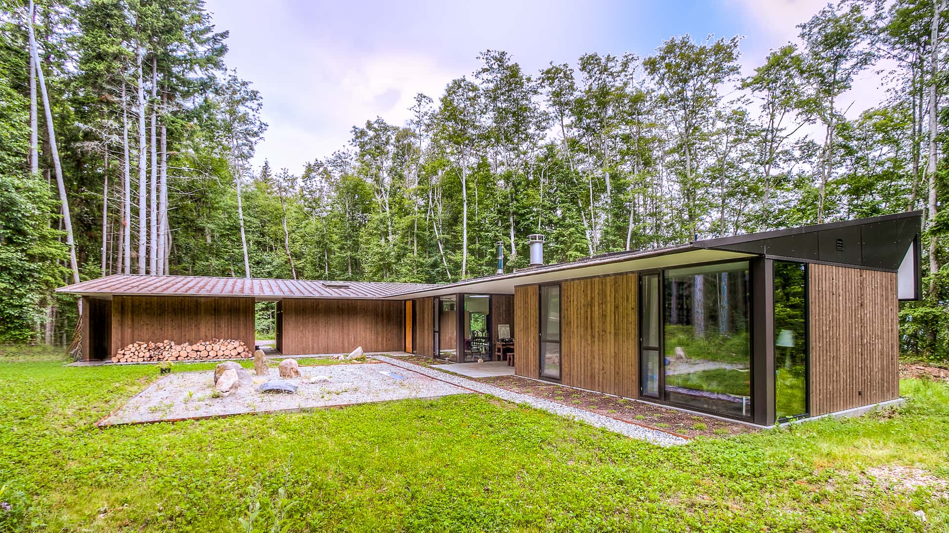 Custom home on Vashon Island built by Vashon Build